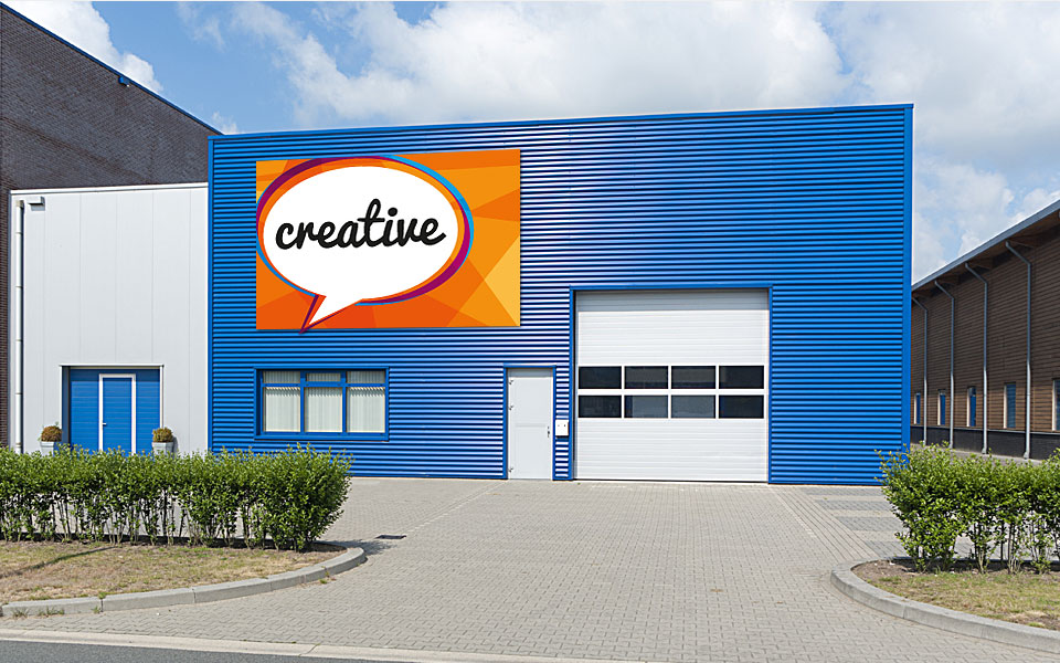 Fassadenschild: Hauswand = Firmenschild! | Digitaldruck-Fabrik